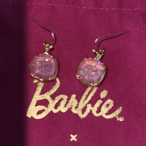 Kendra Scott x Barbie Gold Drop Pink Iridescent Earrings - Picture 3 of 5